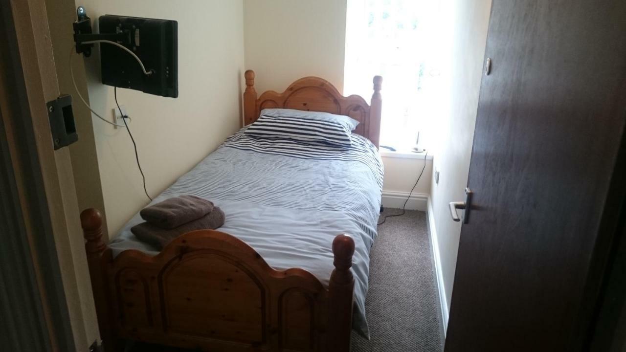 Mount Pleasant Hotel Aberdare Esterno foto