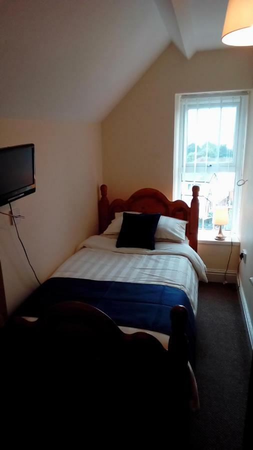 Mount Pleasant Hotel Aberdare Esterno foto
